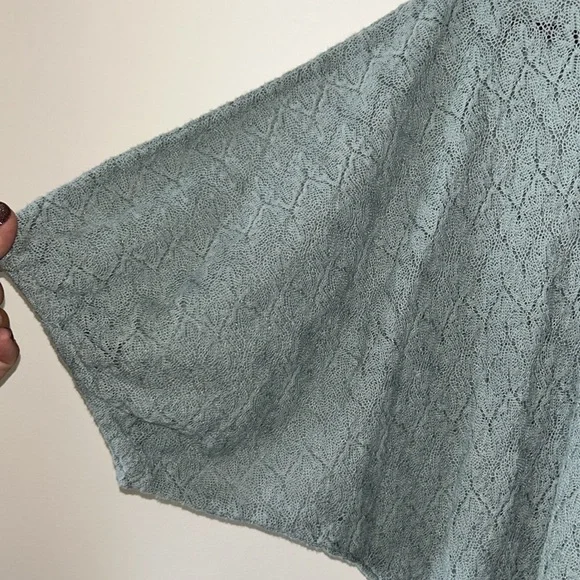 Forever 21 blouse - Picture 2 of 6